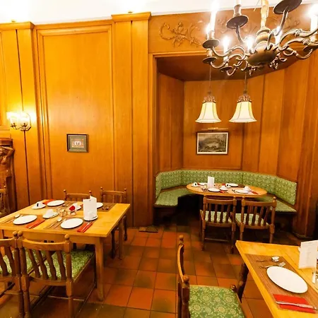 Zum Ritter Hotel 3*