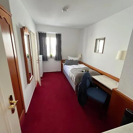 Zum Ritter Szálloda 3*
